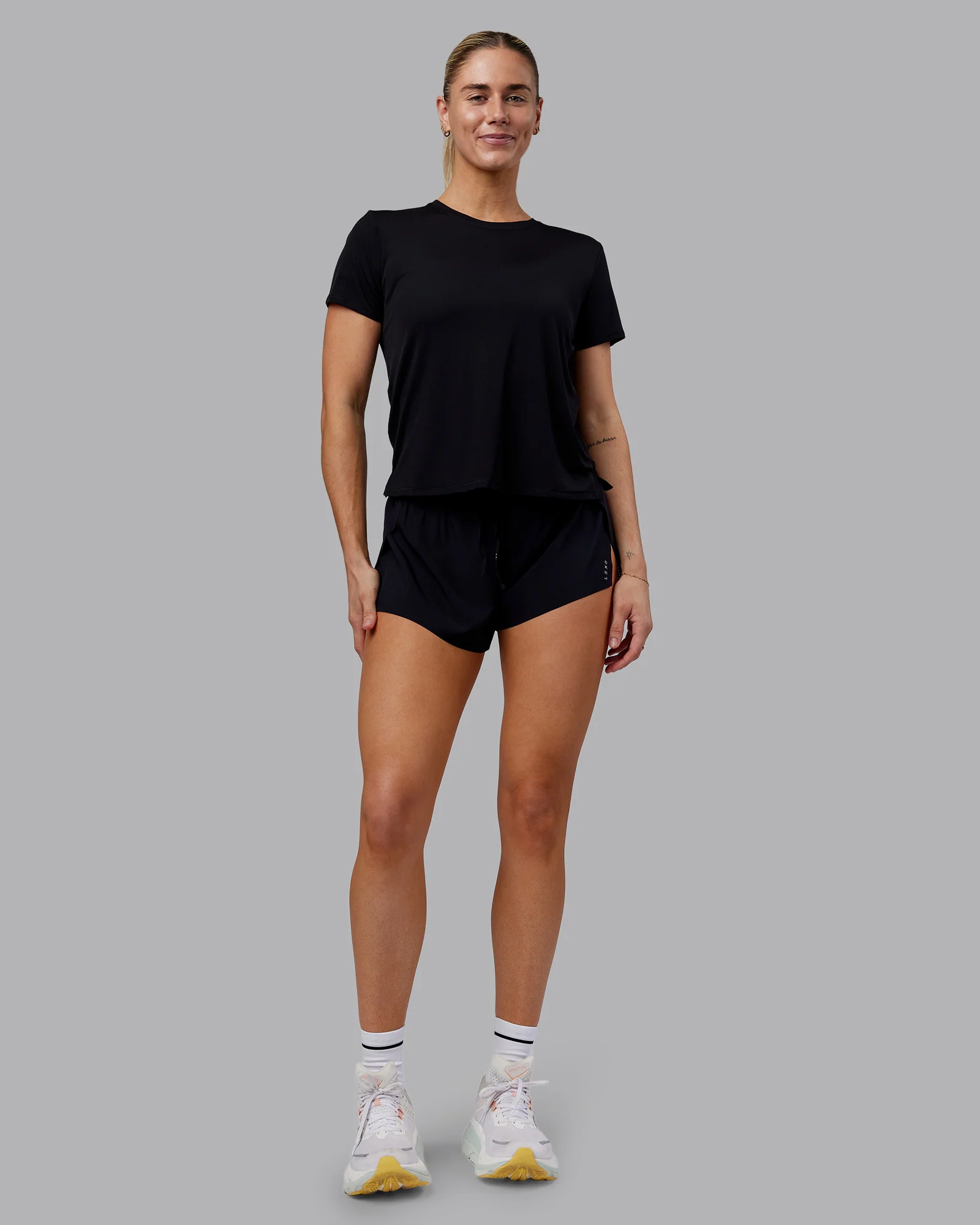 Pace Running Tee 2.0 - Black - Image 7