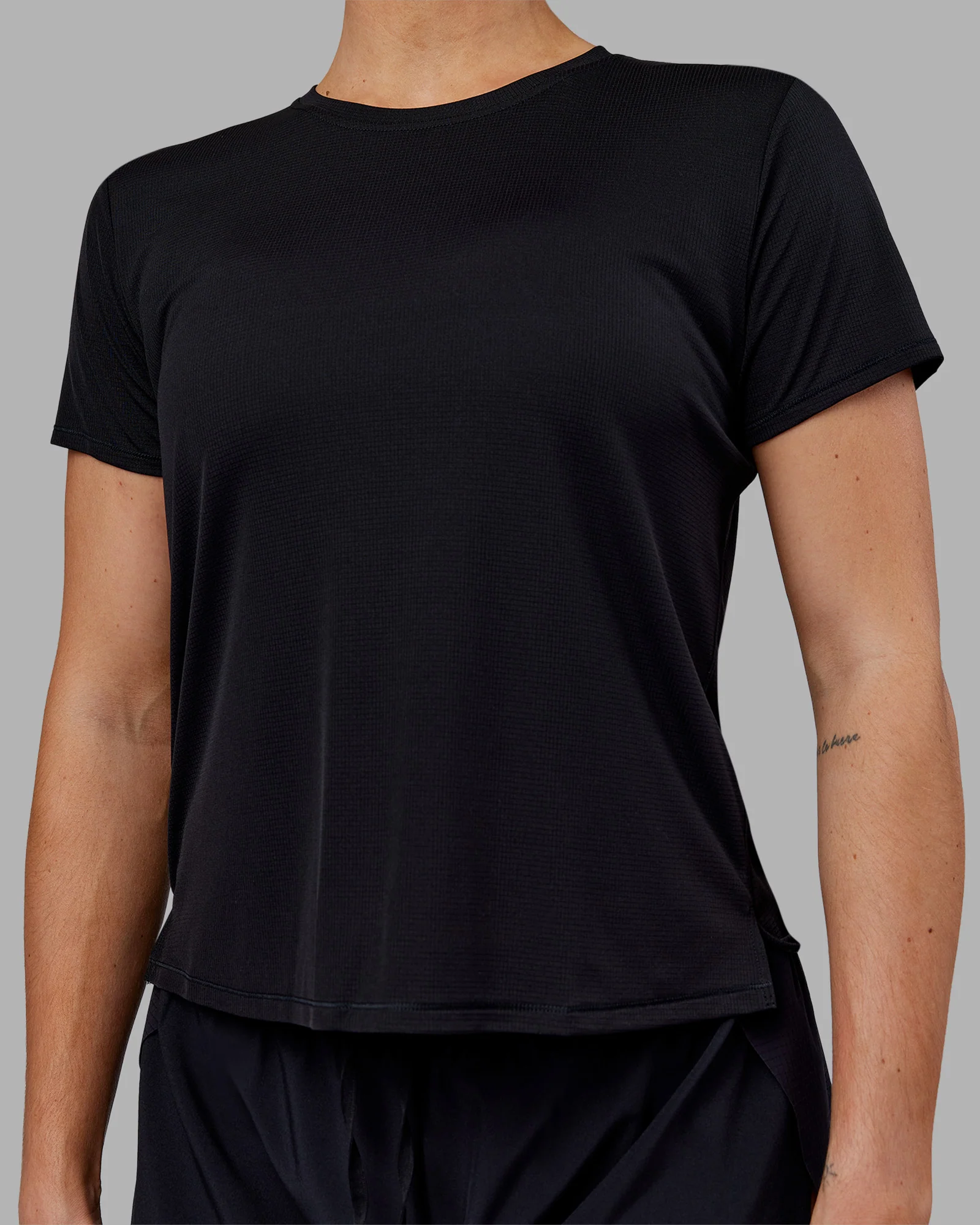 Pace Running Tee 2.0 - Black - Image 8